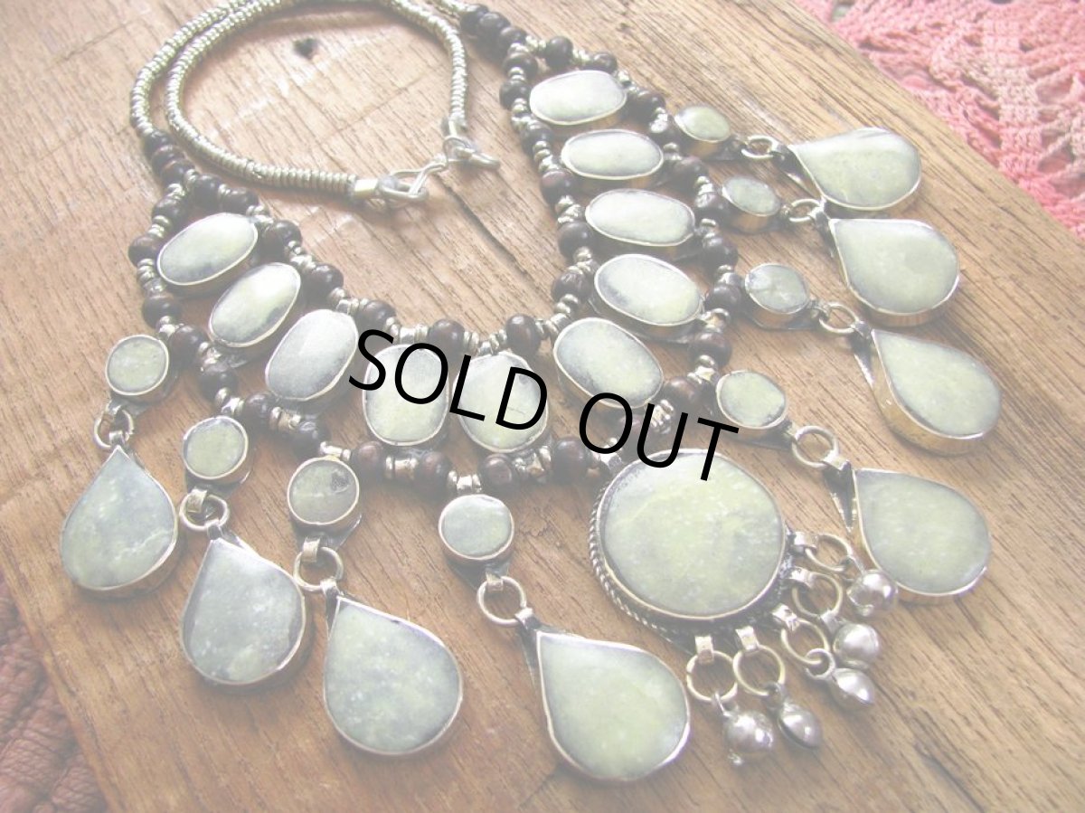 画像4:  日本より発送可能♪アフガニスタン*ゴージャスストーンネックレス*サーペンティン*大人エスニック (4)