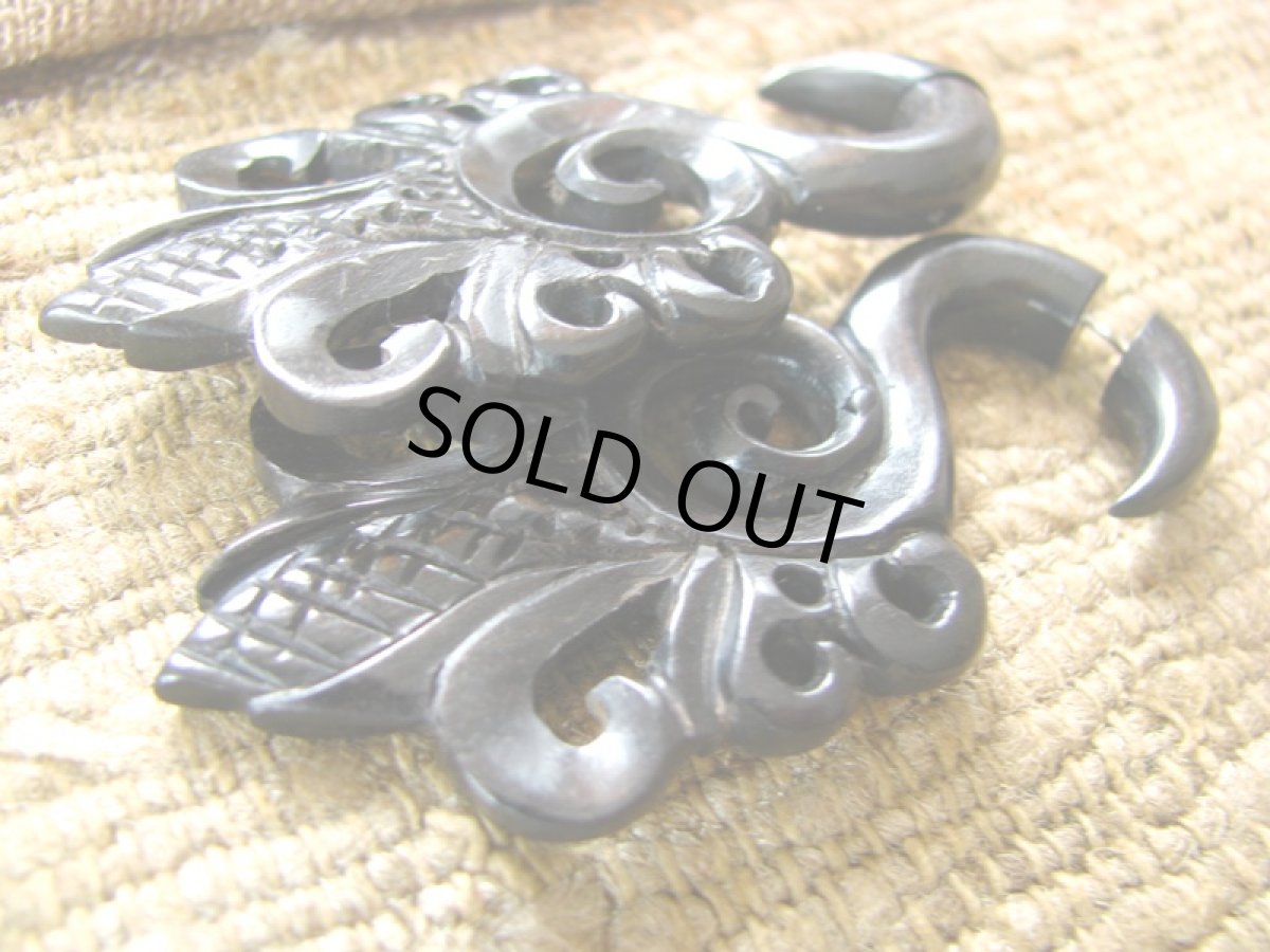 画像3: 全長6.2cm!!エスニックデザイン♪トライバル木彫りピアス/フェイクボディピアス*天然素材*ベリーダンス衣装 (3)