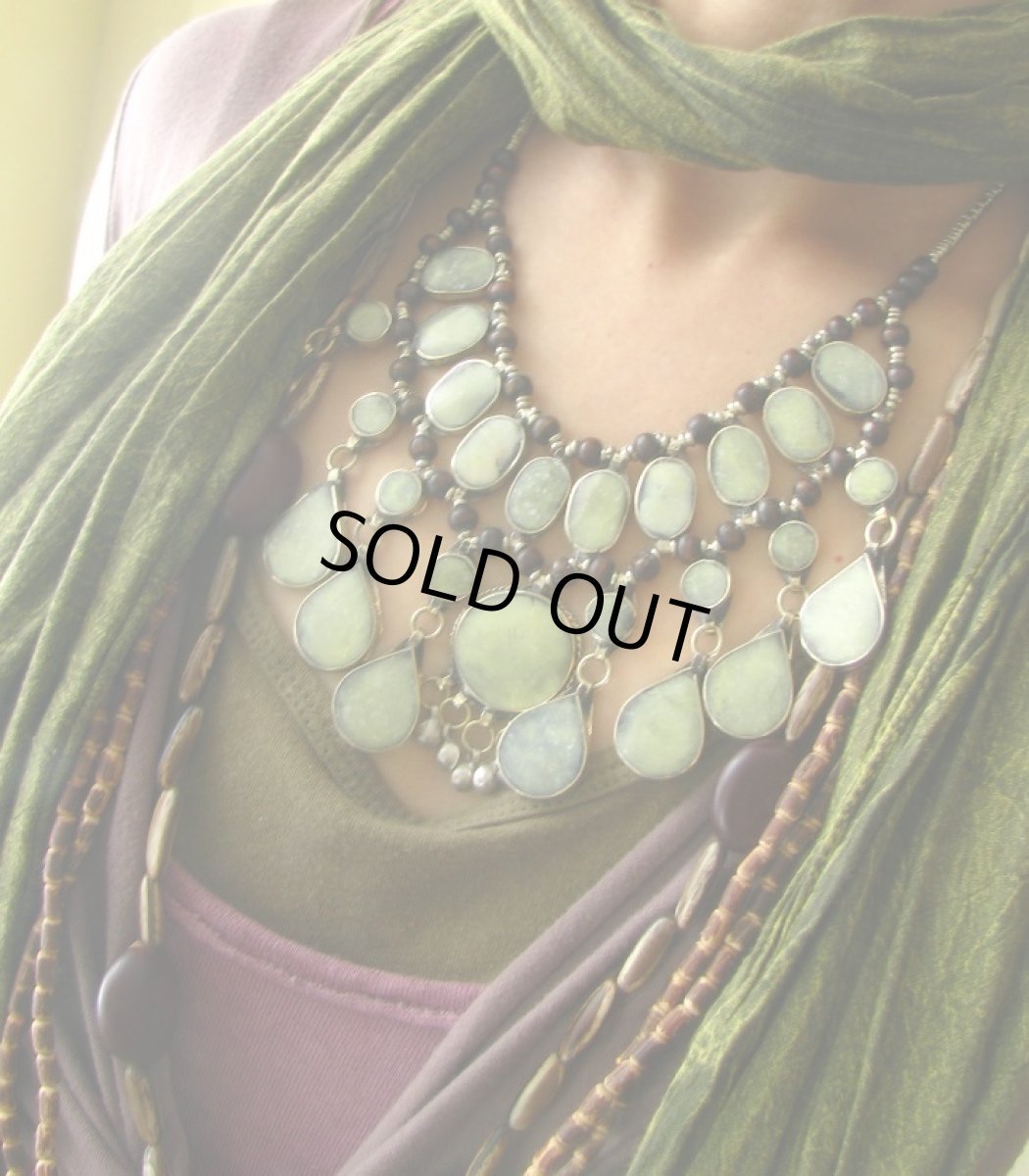 画像3:  日本より発送可能♪アフガニスタン*ゴージャスストーンネックレス*サーペンティン*大人エスニック (3)