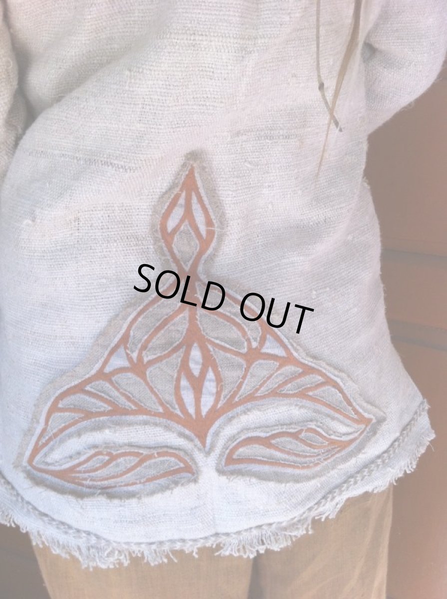 画像4: 残り１枚♪地球に優しい手紡ぎ・手織りヘンプのトライバル刺繍ジャケットエコファッション*エスニック*ボヘミアン (4)