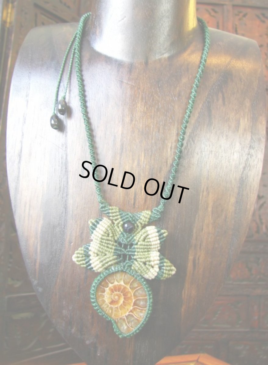 画像5: ログインで３０％OFF♪ 葉っぱデザイン♪ １点物　アンモナイト化石ネックレス　ハンドメイド天然石アクセサリー (5)