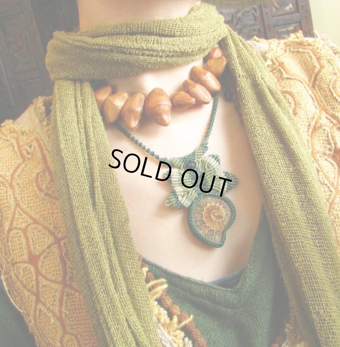 画像6: ログインで３０％OFF♪ 葉っぱデザイン♪ １点物　アンモナイト化石ネックレス　ハンドメイド天然石アクセサリー (6)