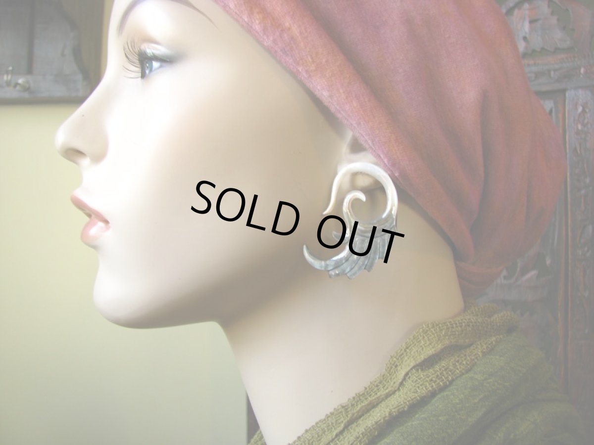 画像5: 羽デザインが個性的♪マザーオブパール天然素材トライバルピアス6G*ボディピアス (5)