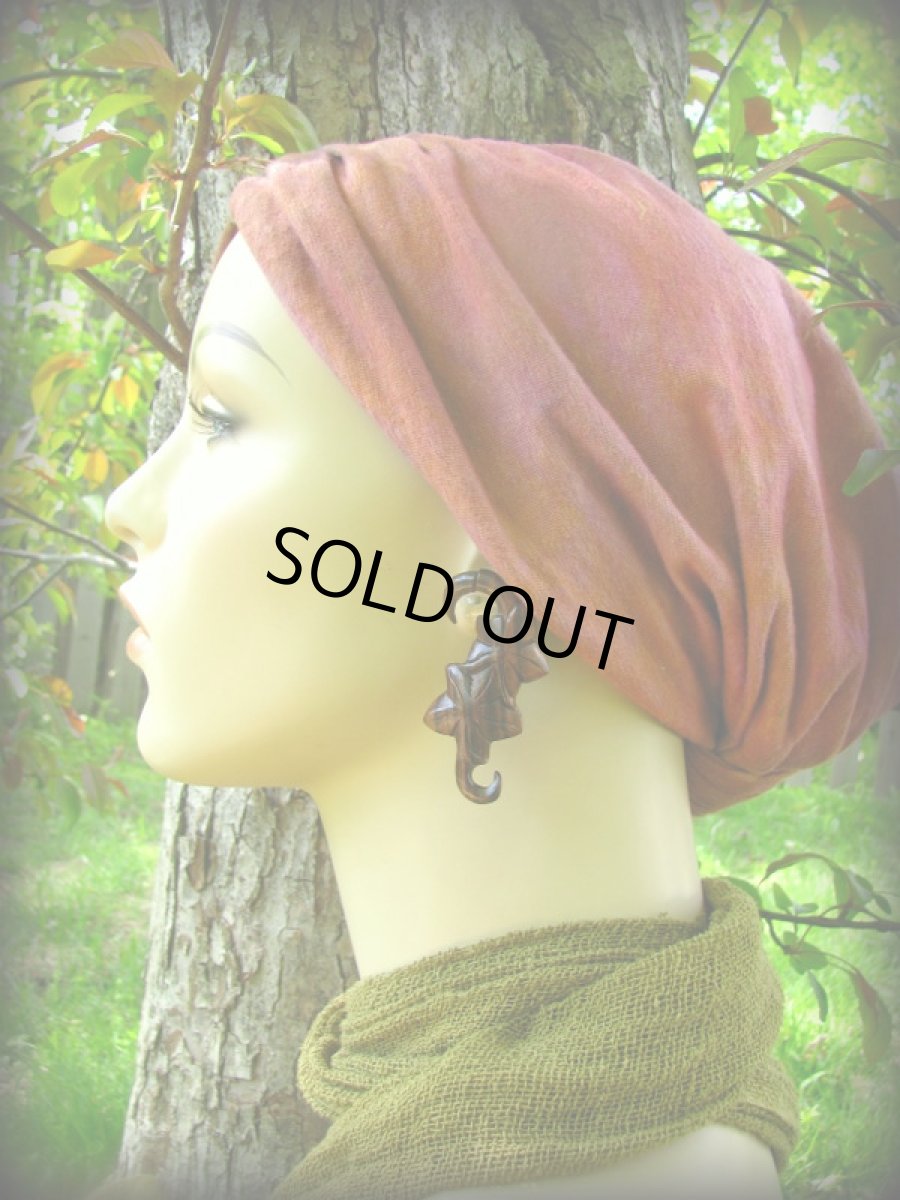 画像3: エキゾチックデザインなトライバル木彫りピアス*天然素材*安心のサージカルステンレス使用 (3)