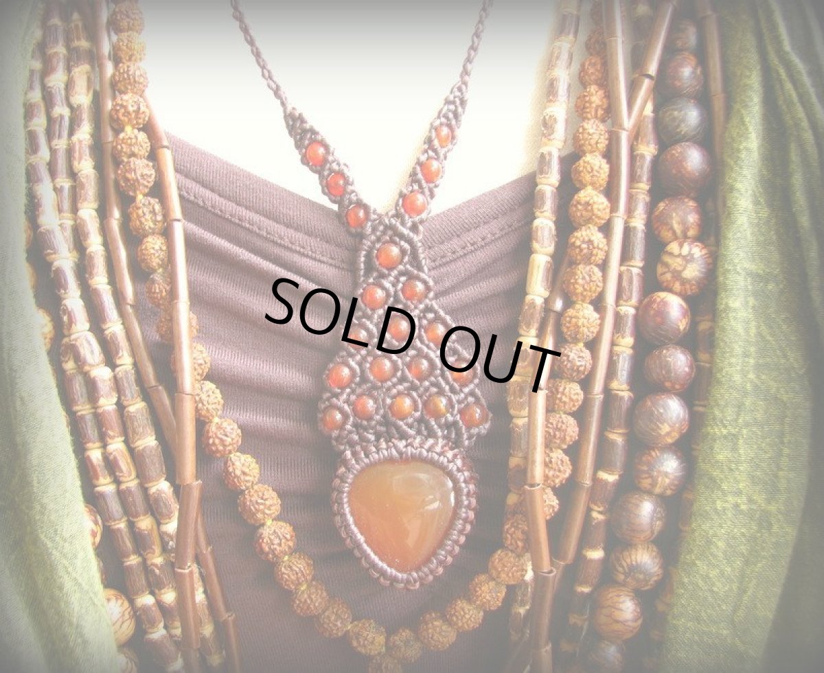 画像4: 日本より発送♪勇気と行動の石カーネリアンのマクラメ編みネックレス*天然石 (4)