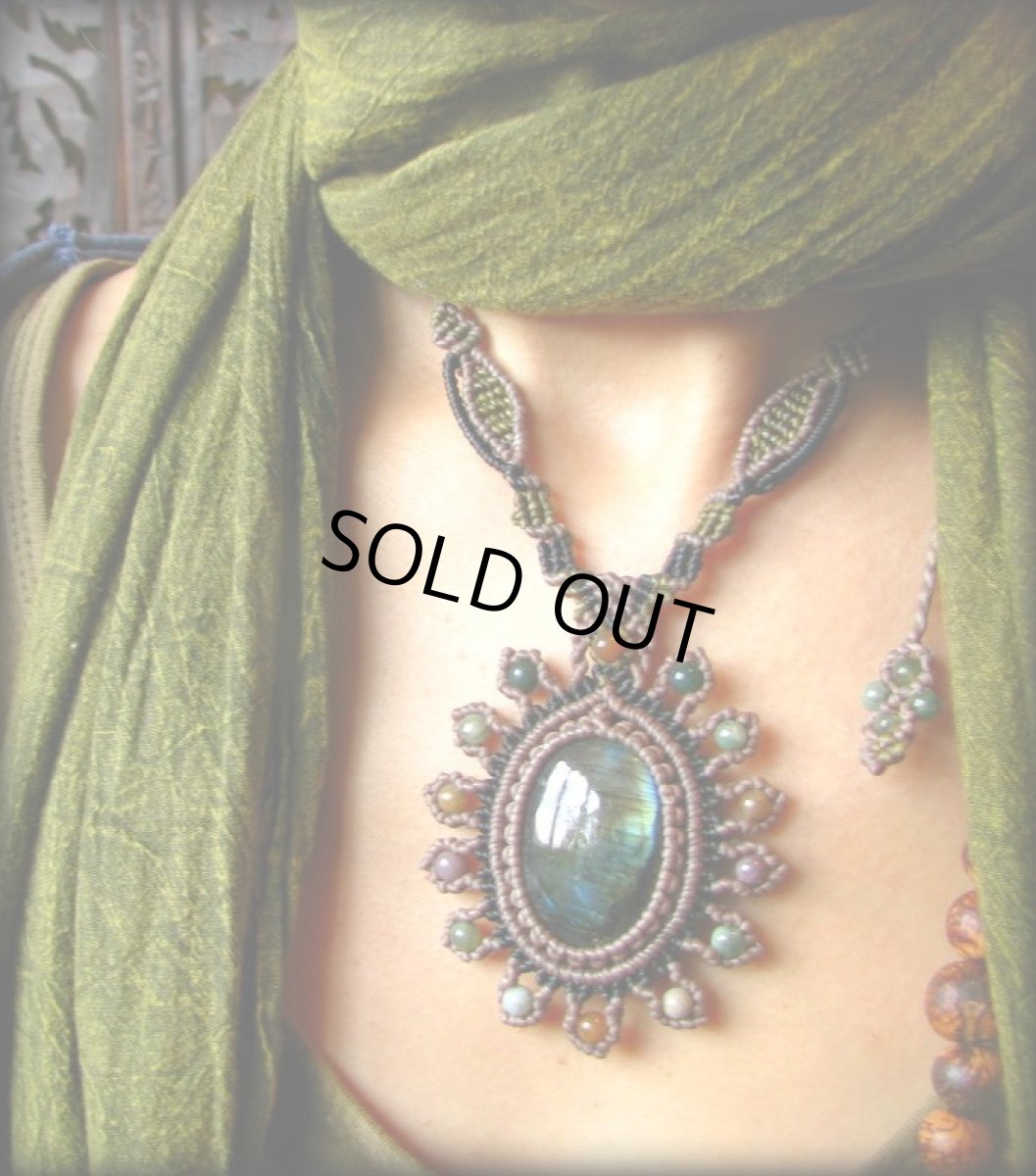 画像3: 日本より発送★大きなラブラドライト&アゲートのマクラメ編みネックレス*天然石パワーストーン (3)