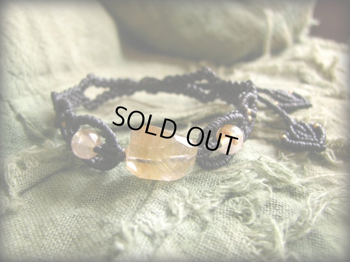 画像2: 仕事運・勝負運ＵＰの石ルチルクォーツのハンドメイド手編みブレスレット*マクラメ*パワーストーン (2)