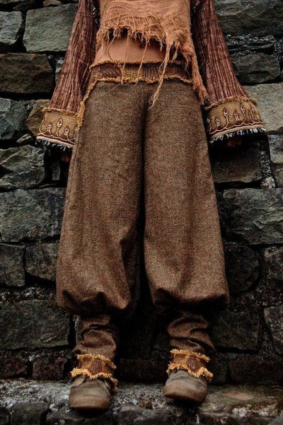 画像2: 身体に優しいあったか手織りウールのアステカ文様刺繍ハンドメイド スカート