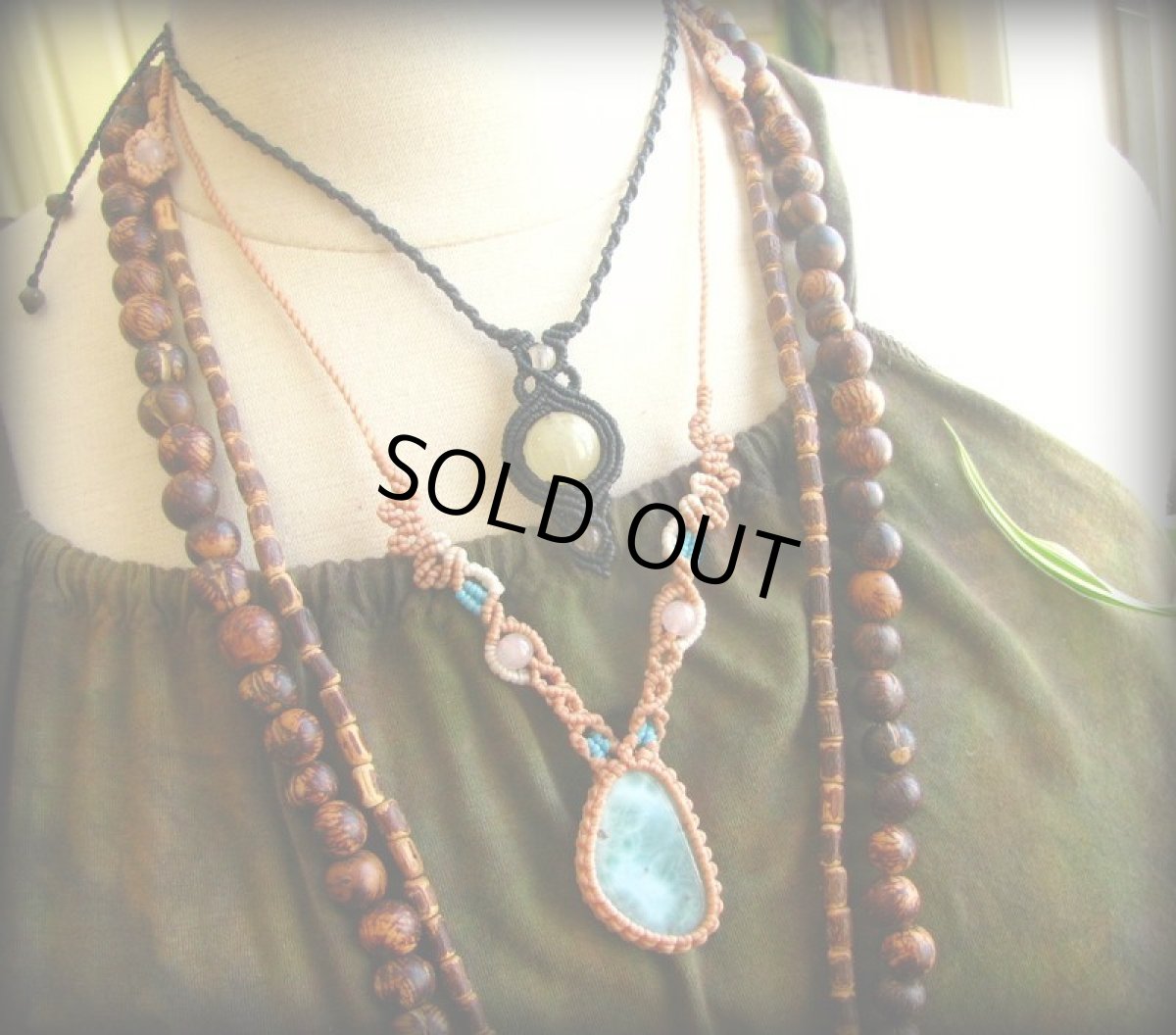 画像4: ヒーリングストーン★ドミニカ産ラリマー&ローズクォーツのハンドメイド手編みネックレス*天然石パワーストーン*マクラメ (4)