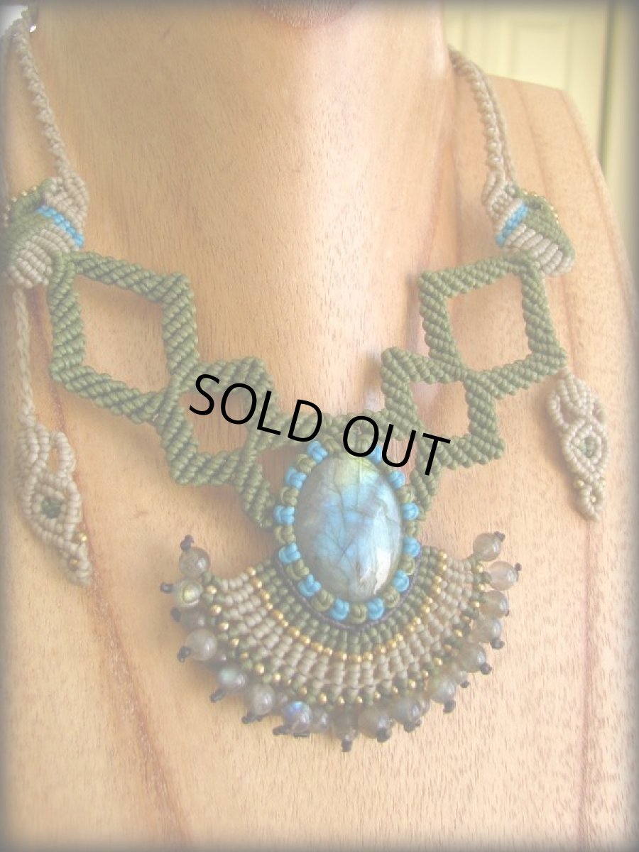 画像3: 上質カナダ産ラブラドライトのクレオパトラネックレス*手編みハンドメイド*マクラメ*天然石 (3)