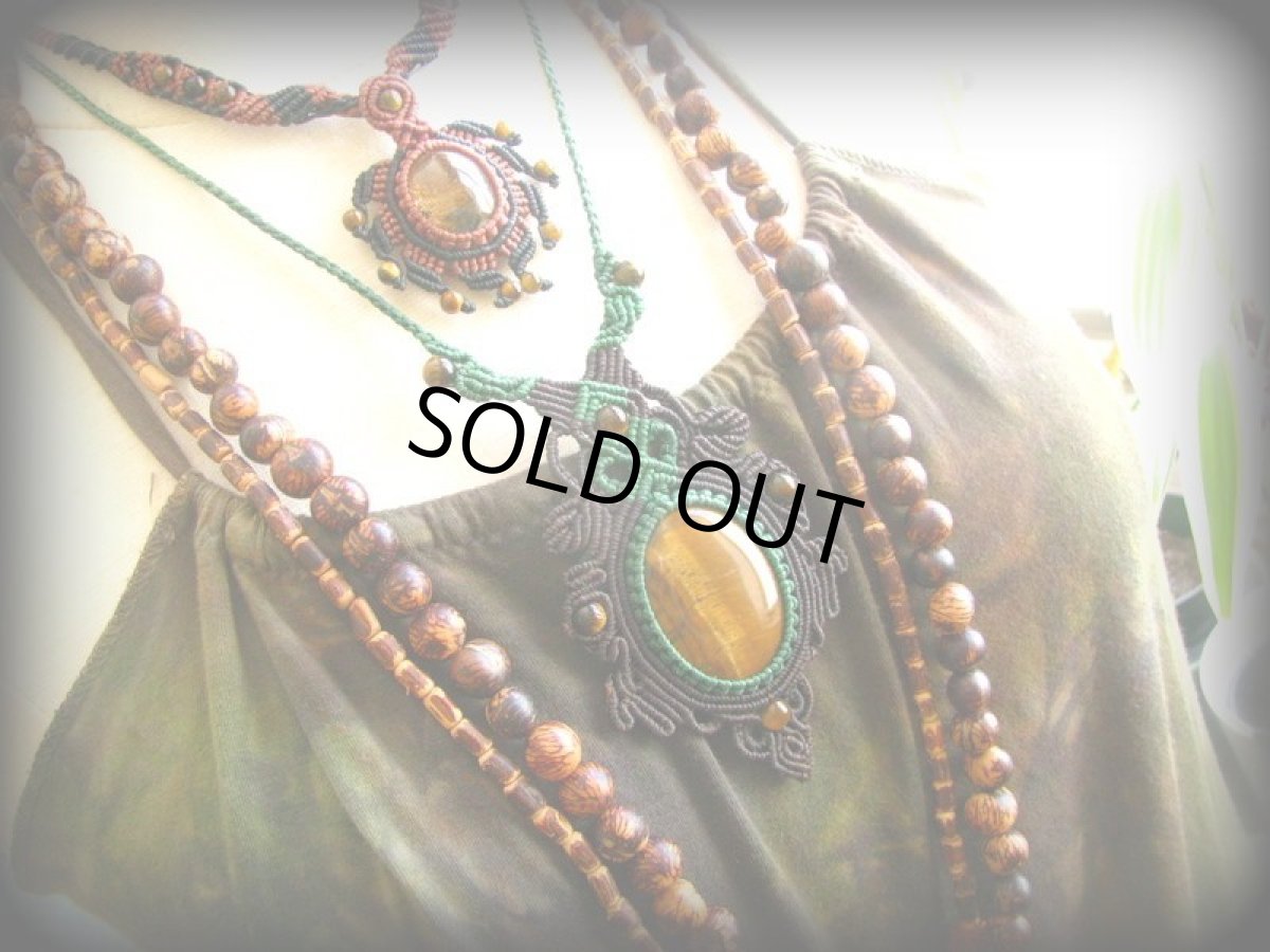 画像16: 開運の天然石　大きなタイガーアイ ネックレス マクラメ アクセサリー (16)