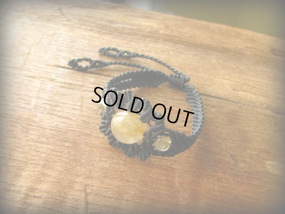 画像4: 仕事運・勝負運ＵＰの石*大粒ルチルクォーツのハンドメイド手編みブレスレット*マクラメ*パワーストーン (4)