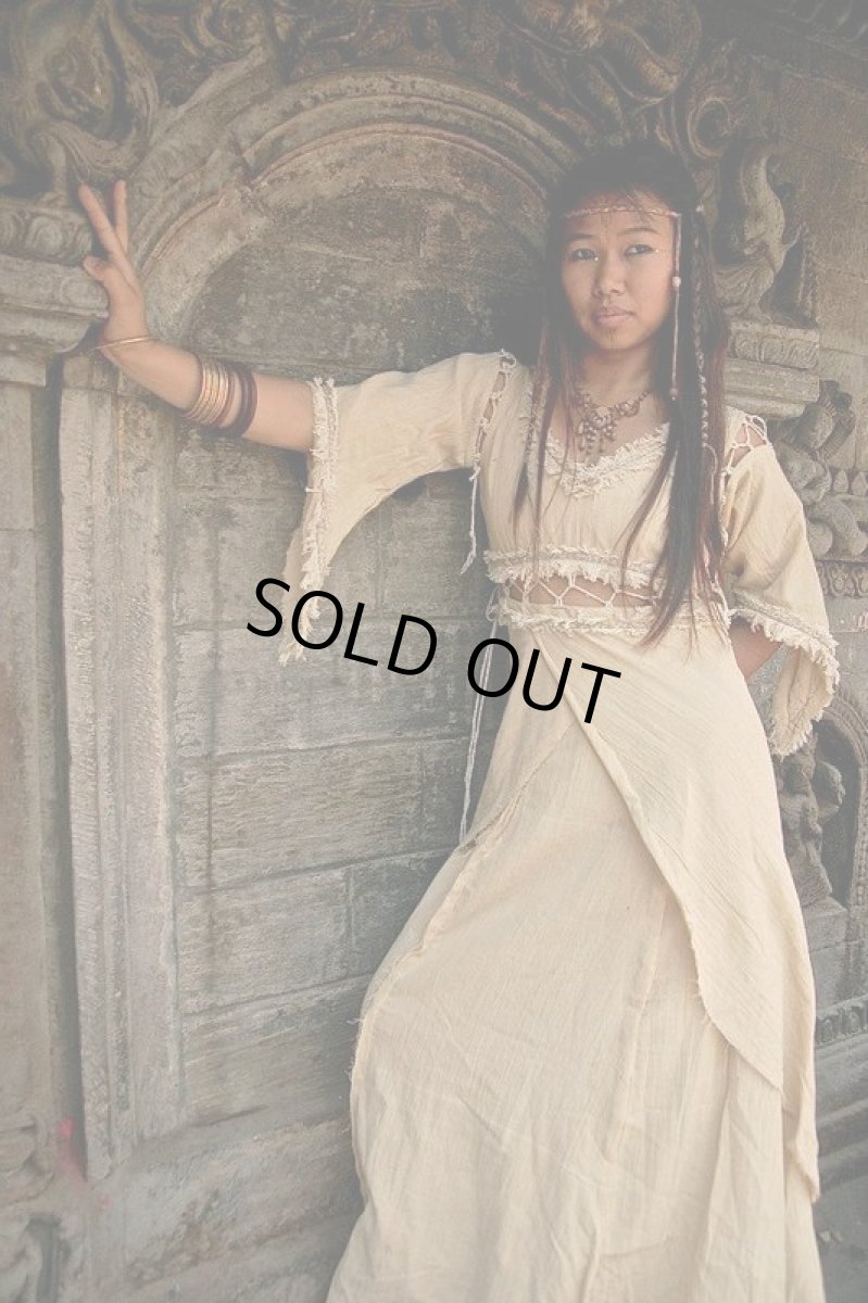 画像4: 再入荷★中世プリンセス風ナチュラルヒッピーロングドレス*ハロウィン衣装・ステージ衣装・野外フェス・ウエディングドレス・パーティーにも♪ (4)