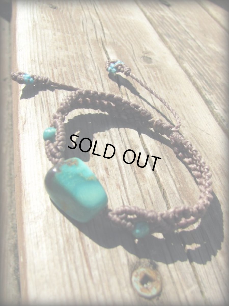 画像9: ナチュラル大粒ターコイズのマクラメ編みブレスレット*パワーストーン*ハンドメイド (9)