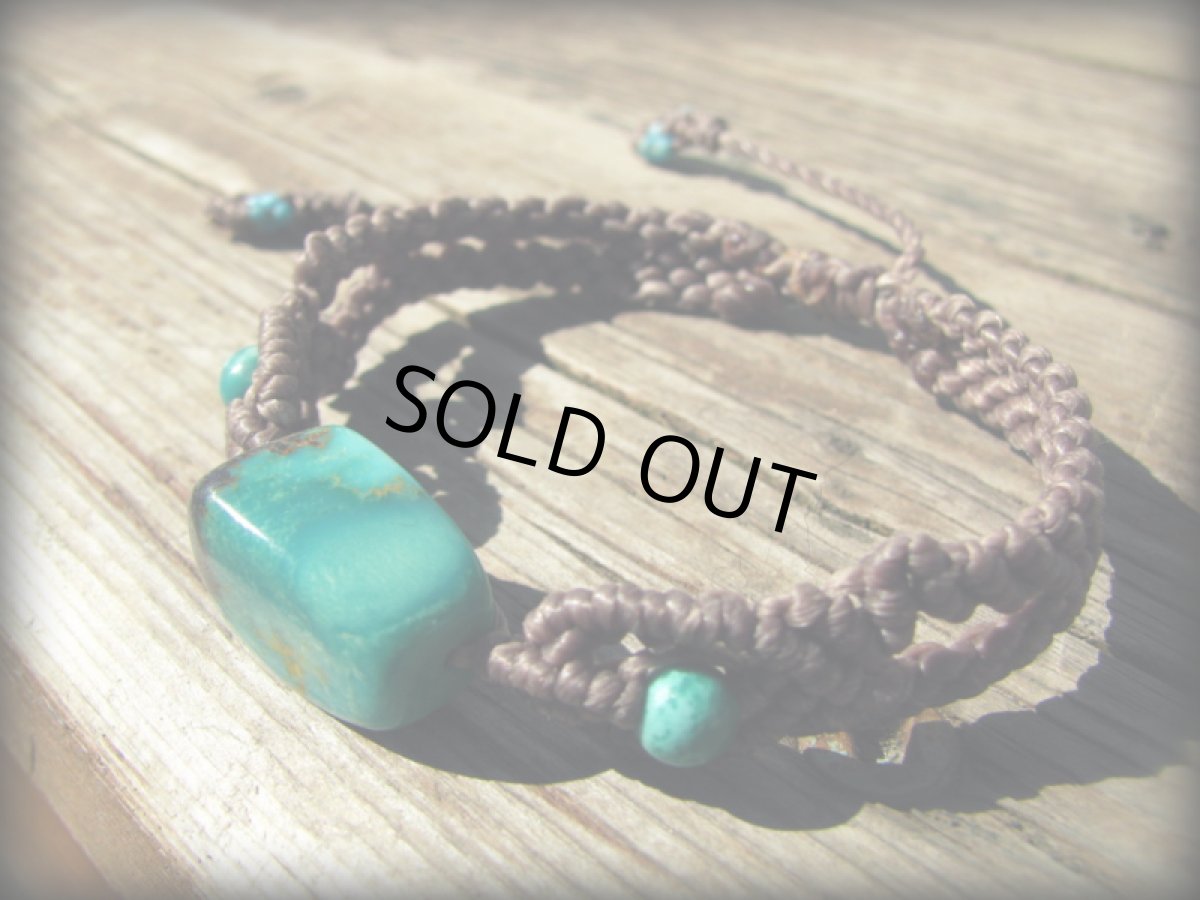 画像4: ナチュラル大粒ターコイズのマクラメ編みブレスレット*パワーストーン*ハンドメイド (4)