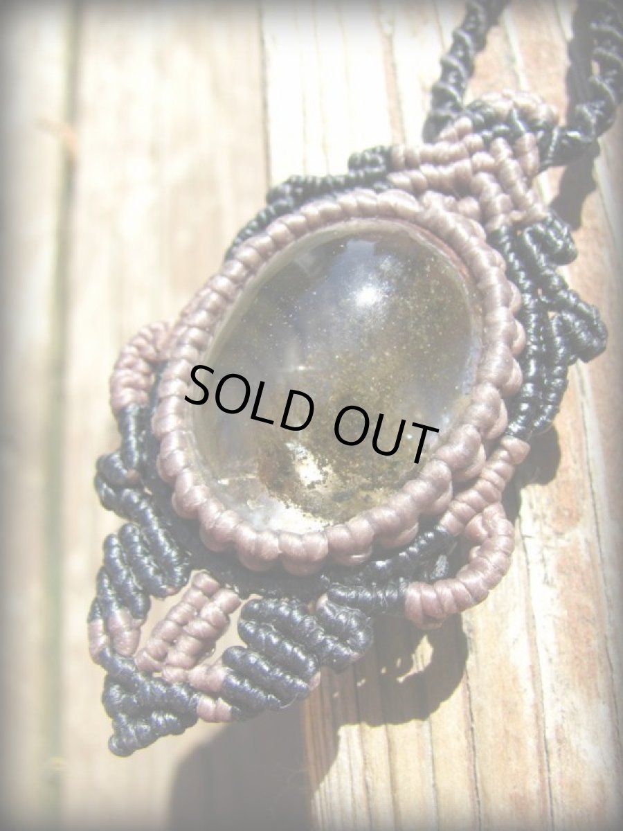 画像9: ファントム入り大ぶりガーデンクォーツのマクラメ編みネックレス*グリーンファントム*庭園水晶*天然石*パワーストーン (9)