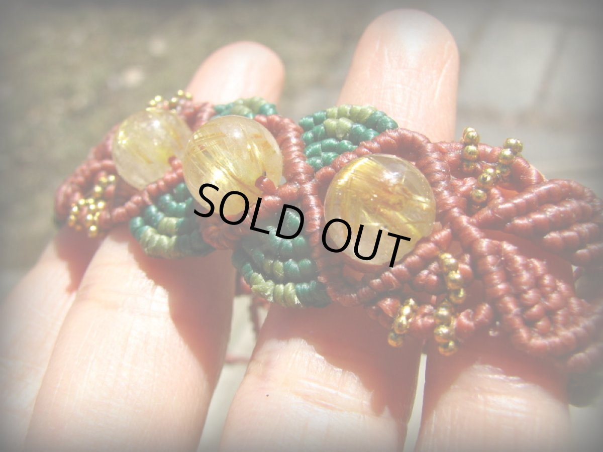 画像15: 1点物★大粒タイチンルチル/ゴールドルチルのマクラメ編みブレスレット/バングル*ゴールデンルチルクォーツ*パワーストーン天然石 (15)