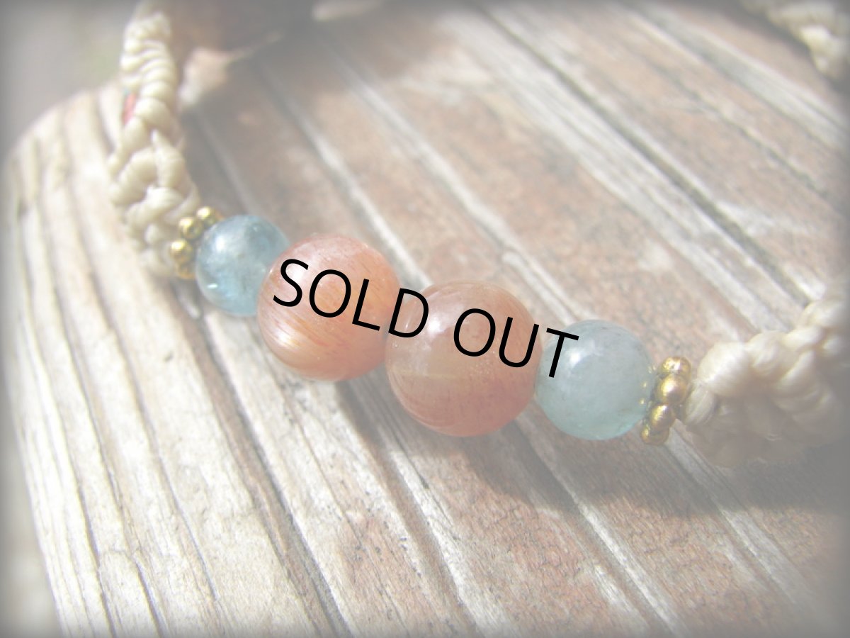 画像14: オレンジムーンストーン&アクアマリンのシンプルマクラメ編みブレスレット*パワーストーン*ハンドメイド (14)