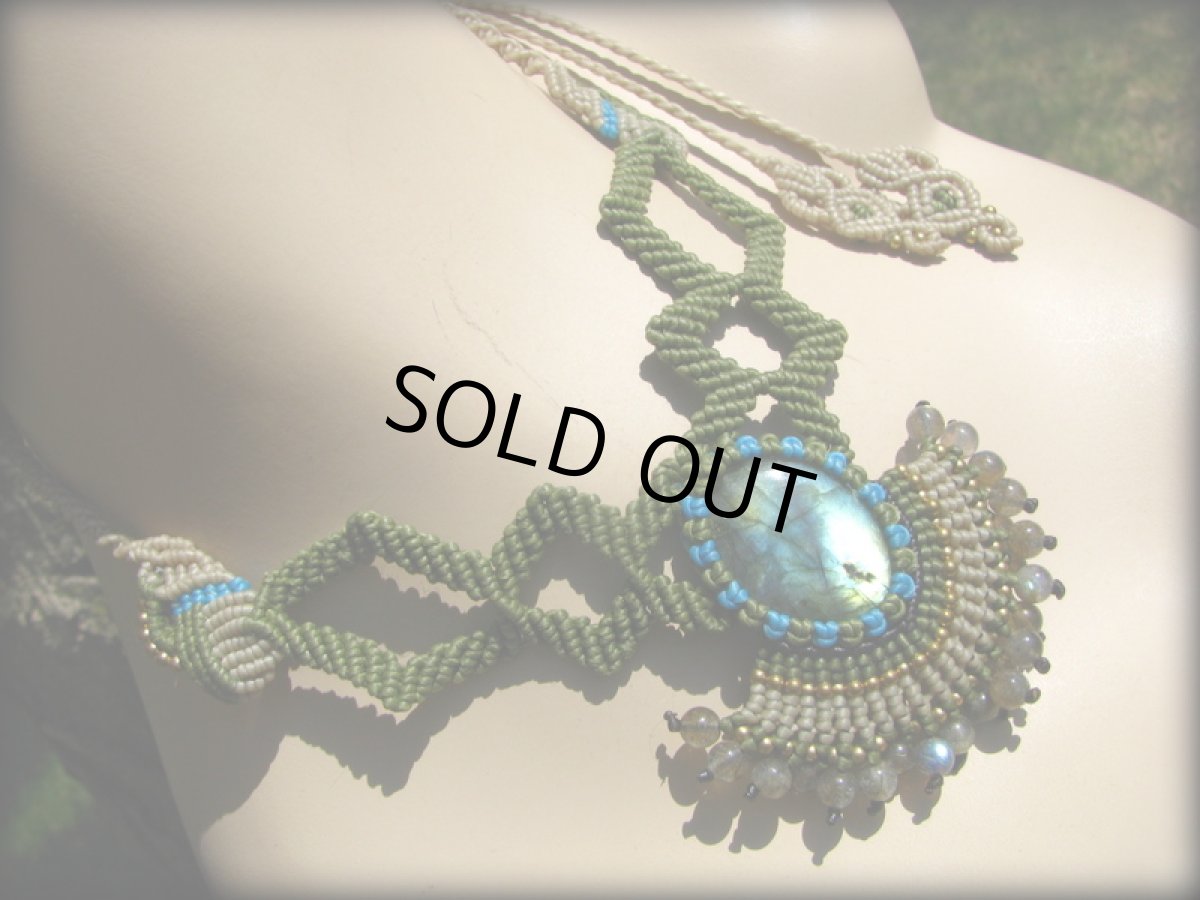 画像9: 上質カナダ産ラブラドライトのクレオパトラネックレス*手編みハンドメイド*マクラメ*天然石 (9)