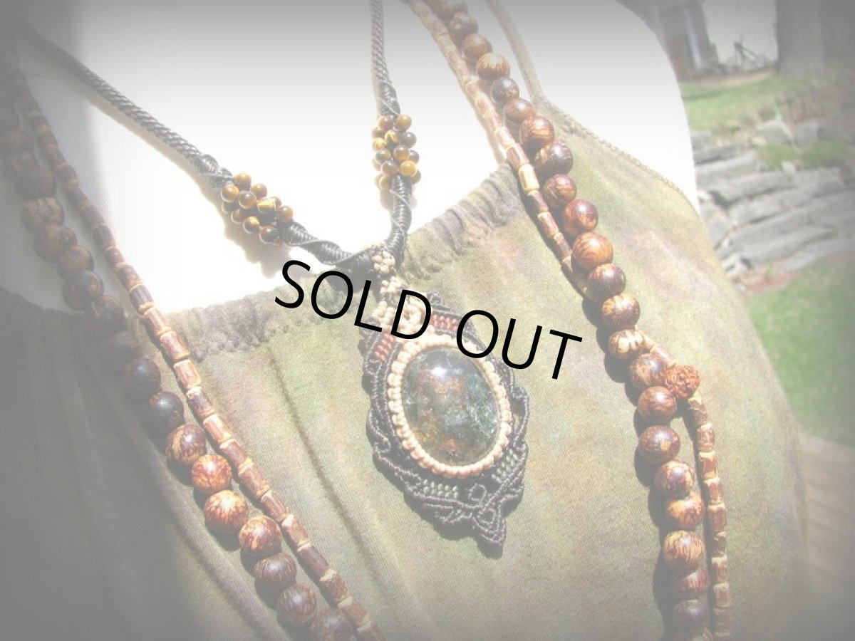 画像12: 大きなガーデンクォーツ＆タイガーアイのマクラメ編みネックレス*庭園水晶*天然石*パワーストーン (12)