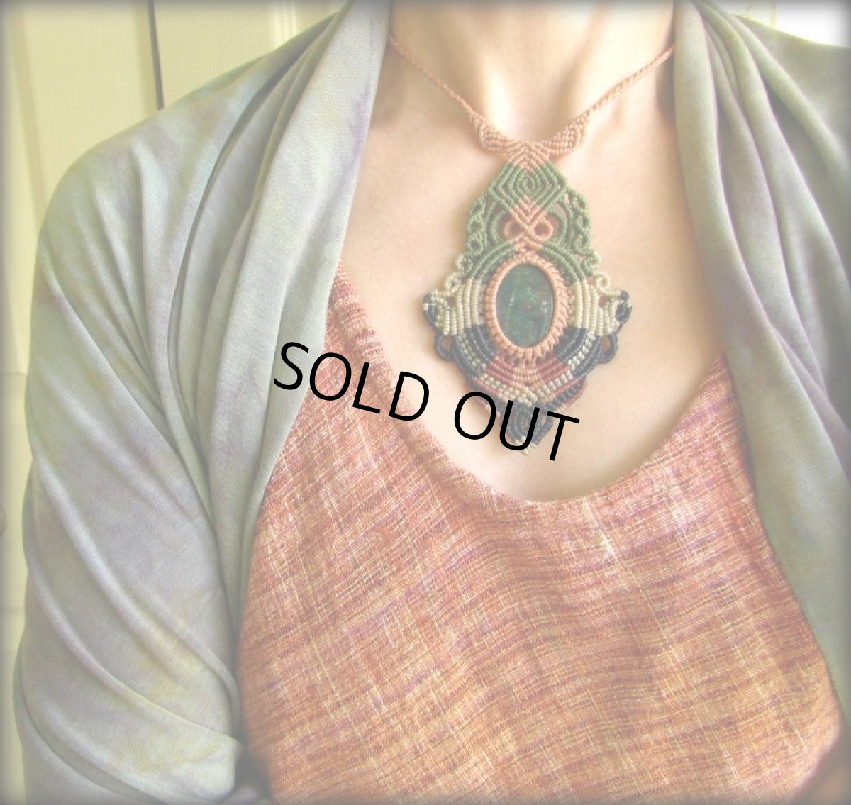 画像15: 日本より発送♪カナダ製★1点物♪地球に優しい天然植物繊維モダール素材の手染めスヌード/インフィニティスカーフ (15)