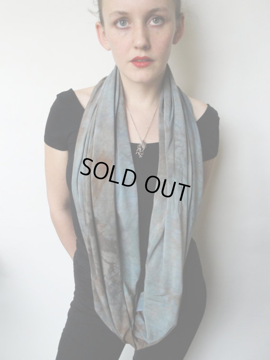 画像14: 日本より発送♪カナダ製★1点物♪地球に優しい天然植物繊維モダール素材の手染めスヌード/インフィニティスカーフ (14)