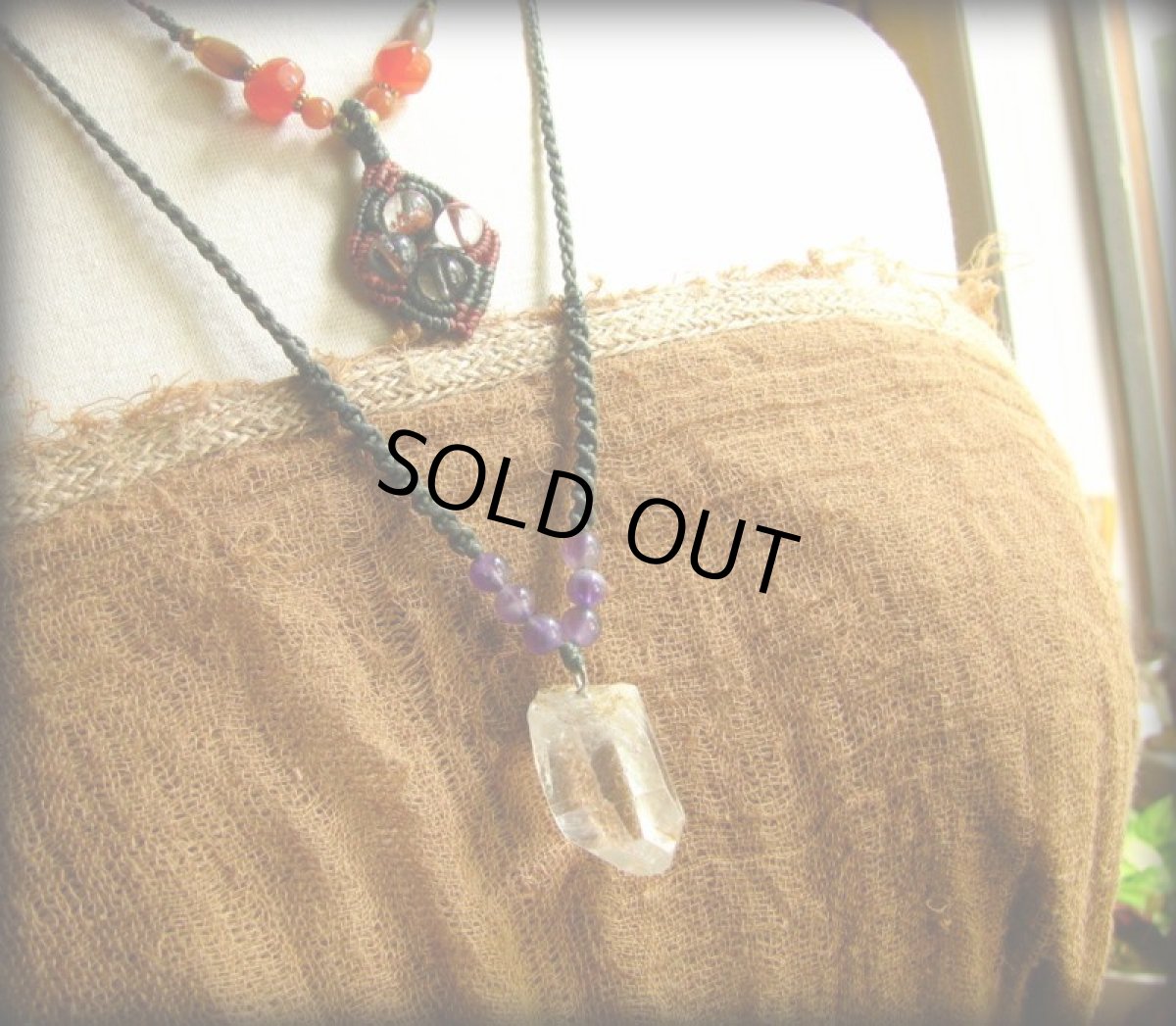 画像18: クリスタルクォーツ水晶原石ポイント&アメジストのマクラメ編みネックレス/ペンダント*クリアクォーツ*ヒマラヤクリスタル (18)