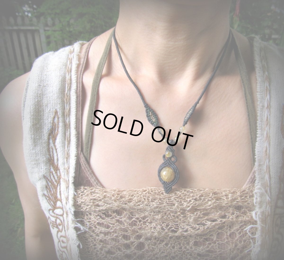 画像8: 仕事運・勝負運アップの石★ゴールドルチルのマクラメ編みネックレス*ゴールデンルチルクォーツ*天然石*パワーストーン*マクラメ (8)