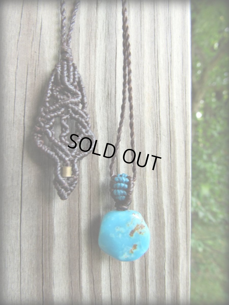 画像2: アリゾナ産ターコイズのシンプルペンダント/ネックレス*天然石パワーストーン*マクラメ (2)