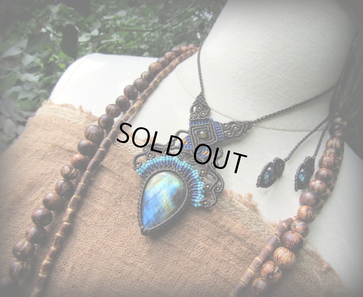 画像8: 1点物☆大ぶり虹色ラブラドライトのデザインネックレス*マクラメ*天然石*パワーストーン (8)