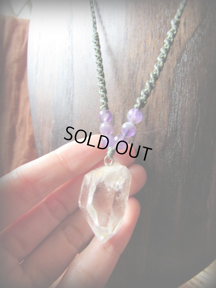 画像10: クリスタルクォーツ水晶原石ポイント&アメジストのマクラメ編みネックレス/ペンダント*クリアクォーツ*ヒマラヤクリスタル (10)