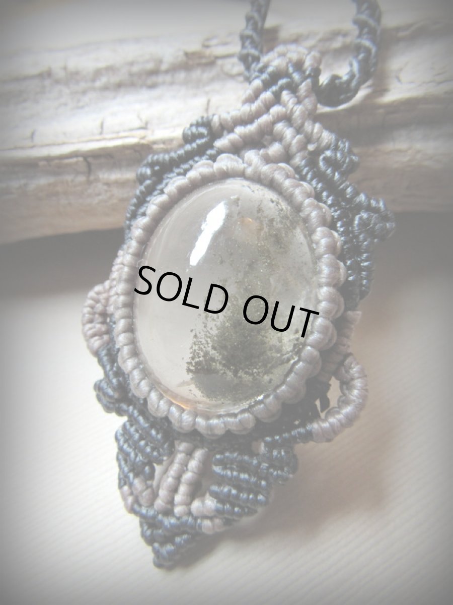 画像6: ファントム入り大ぶりガーデンクォーツのマクラメ編みネックレス*グリーンファントム*庭園水晶*天然石*パワーストーン (6)