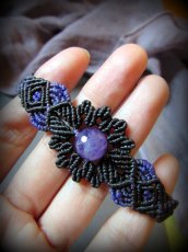 画像7: きらきらアメジストのハンドメイド手編みブレスレット*紫水晶*天然石*マクラメ (7)