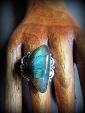 画像3: 虹色レインボーラブラドライト天然石シルバーリング指輪12号*天然石パワーストーンお守りアクセサリー　スピリチュアル　ヒーリングストーン　ジュエリー (3)