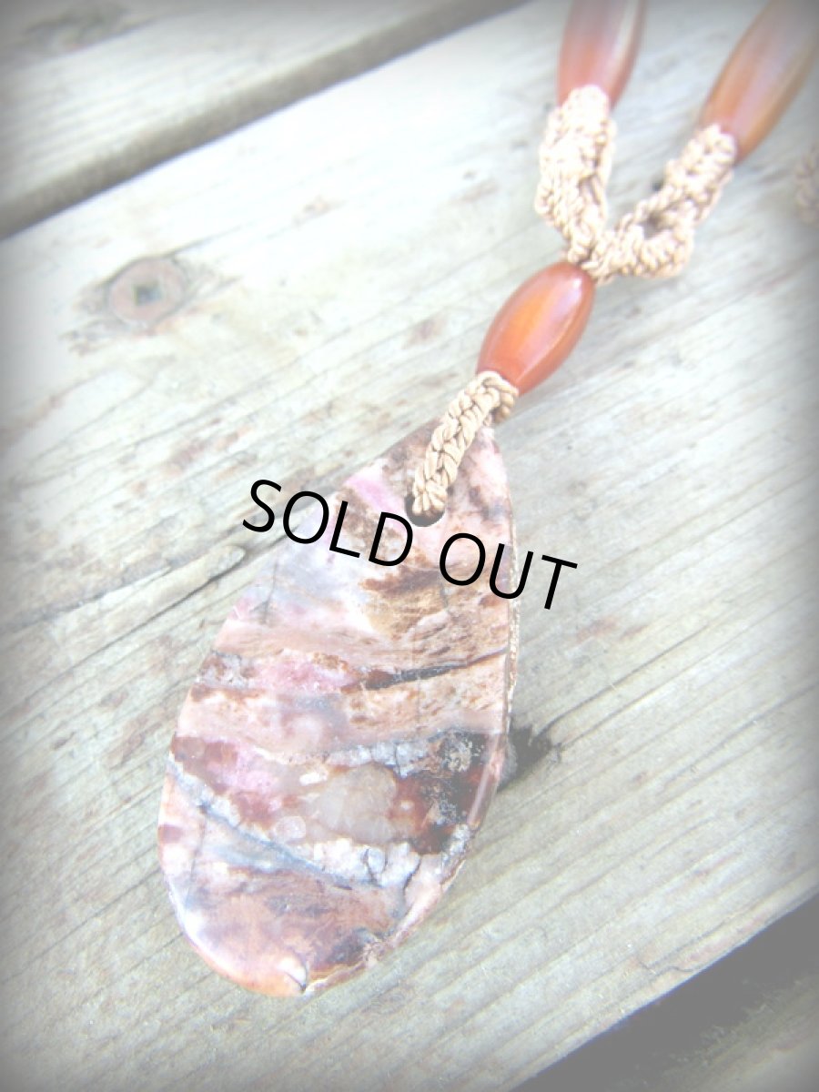 画像3: カナダ産ロードナイト ネックレス★シルク★トライバル★ナチュラル★ お守り 天然石パワーストーン アクセサリー マクラメ編み　1点物ハンドメイド　ナチュラル　金属アレルギー対応 (3)