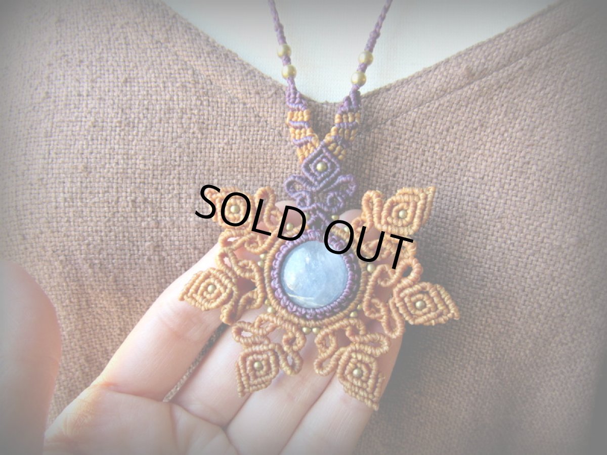 画像7: 1点物★天然サファイア(アフリカ産)デザインネックレス★雪の結晶★マクラメ★ハンドメイド (7)