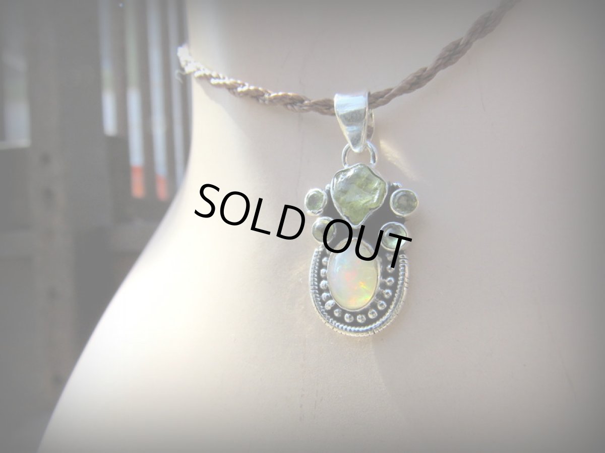 画像12: 1点物★エチオピア産オパール&ペリドット原石★スターリングシルバー★シルバー925★ペンダントトップ★パワーストーン (12)