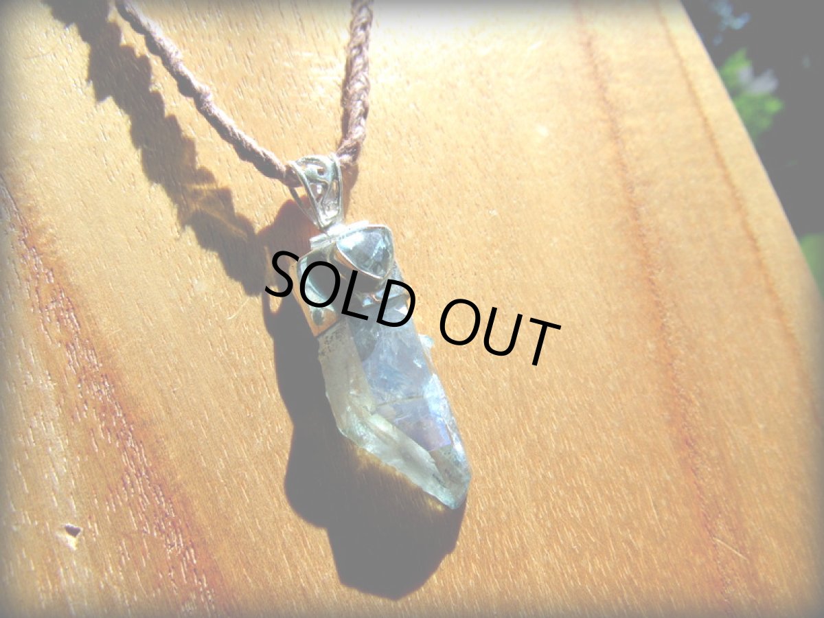 画像4: 1点物ペンダント★虹入り上質アクアオーラクォーツ原石（アーカンソー産）&ブルートパーズ★スターリングシルバー銀ペンダントヘッド★ハンドメイド★水晶★クリスタル (4)