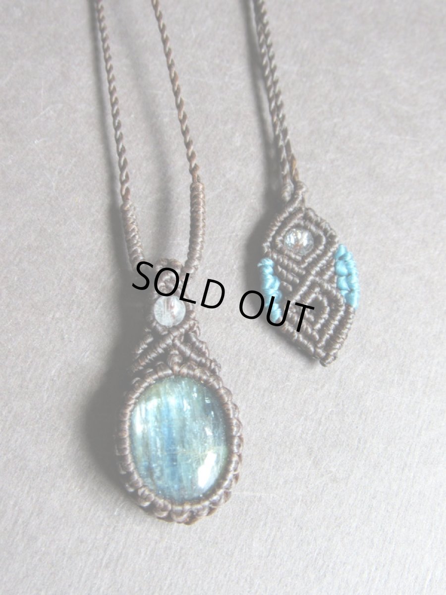 画像6: 1点物★ブラジル産カイヤナイト&水晶★マクラメ★ペンダント/ネックレス★藍晶石★ハンドメイド*天然石パワーストーン (6)