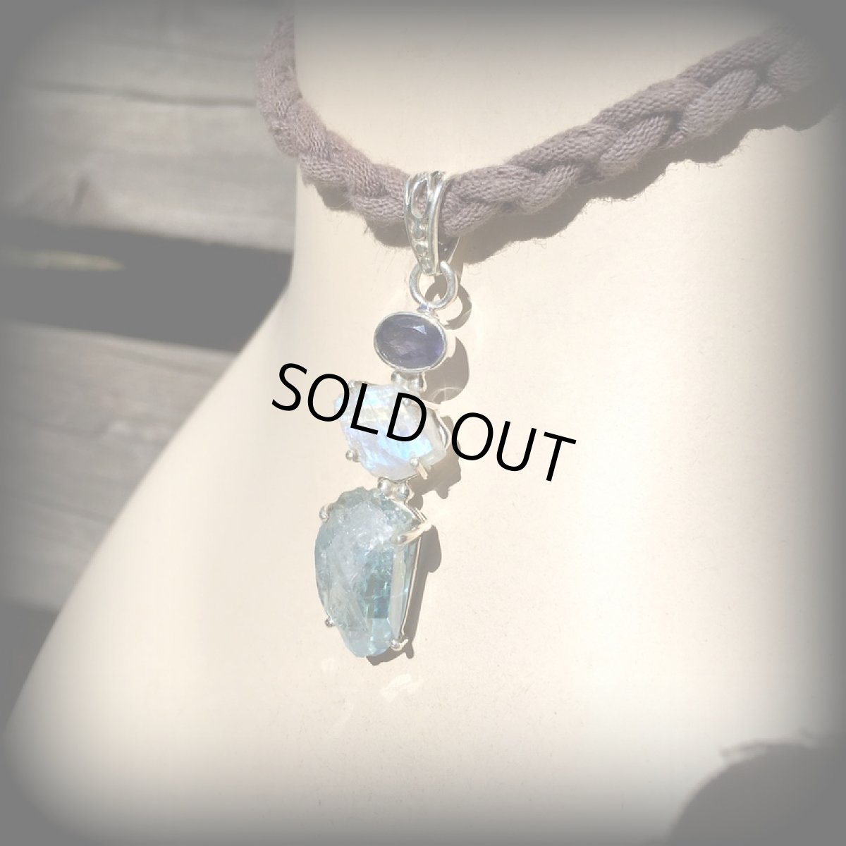 画像6: 1点物ペンダント★上質アクアオーラ＋レインボームーンストーン原石＋アイオライト★シルバー925／スターリングシルバー★ヒーリングジュエリー (6)