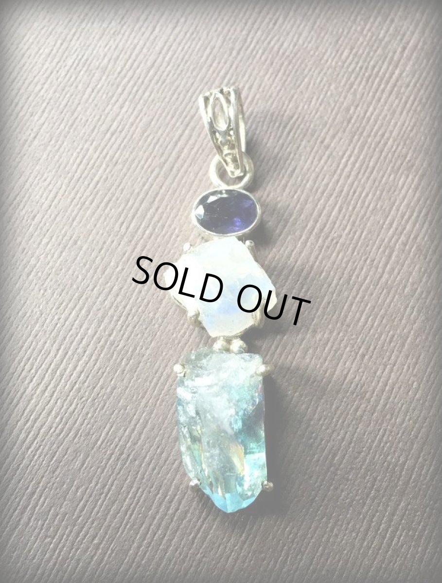 画像2: 1点物ペンダント★上質アクアオーラ＋レインボームーンストーン原石＋アイオライト★シルバー925／スターリングシルバー★ヒーリングジュエリー (2)