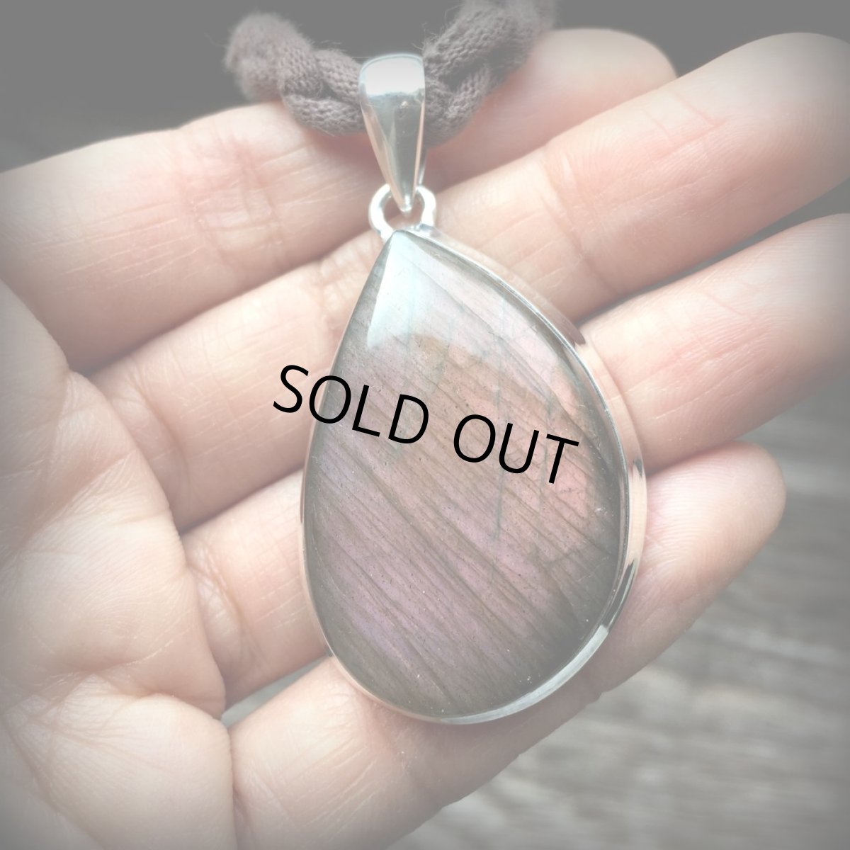 画像15: 珍しいピンク・パープル・マゼンタ色 ラブラドライト　ペンダントトップ★シルバー925★スターリングシルバー★天然石パワーストーン (15)