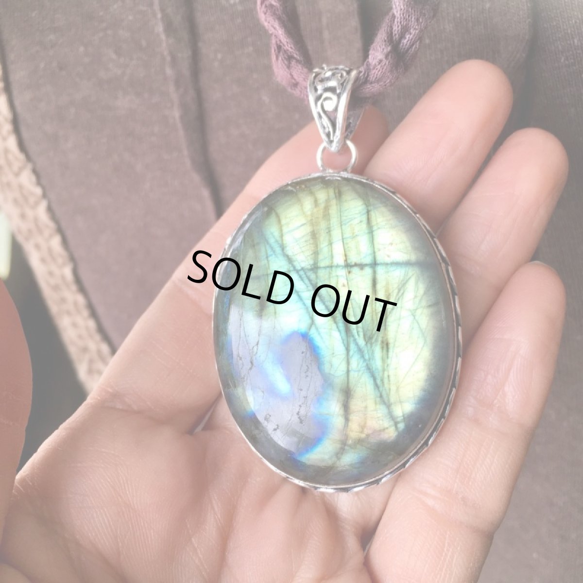 画像12: 1点物★全長6cm以上特大★オーロラ色ラブラドライト★ペンダントトップ★パワーストーン天然石 (12)