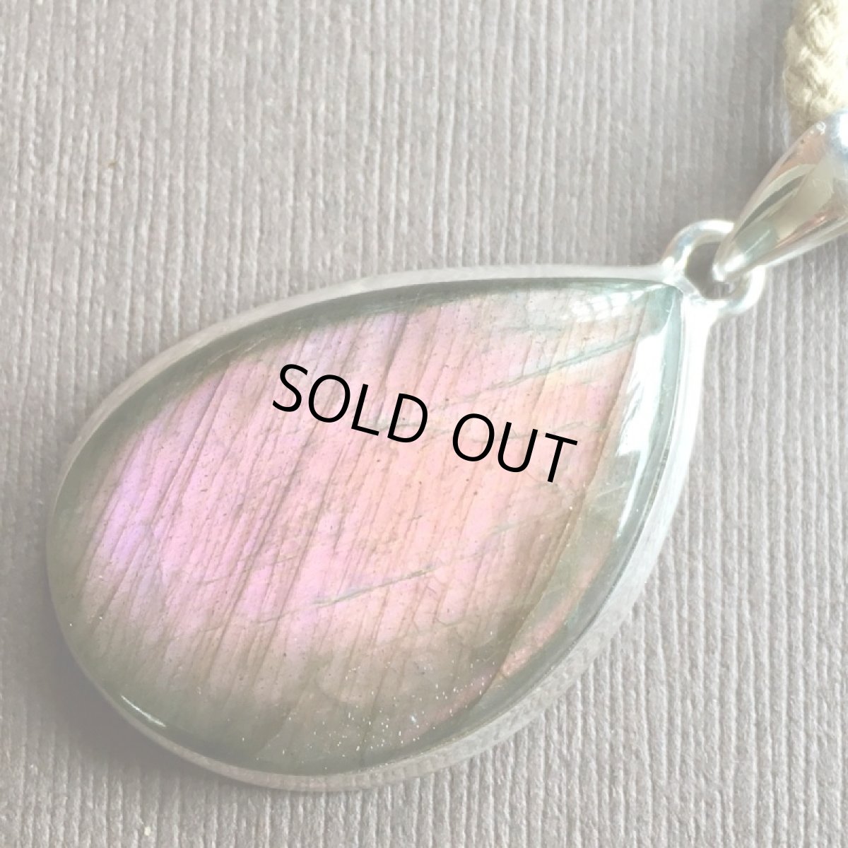 画像3: 珍しいピンク・パープル・マゼンタ色 ラブラドライト　ペンダントトップ★シルバー925★スターリングシルバー★天然石パワーストーン (3)