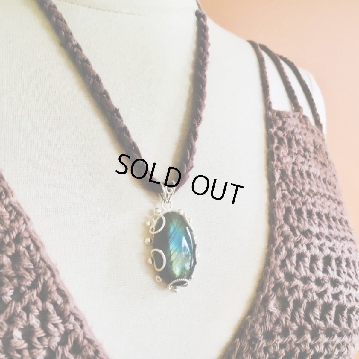 画像11: 1点物★神秘的ブルー・グリーン・ゴールド　上質大ぶりラブラドライト ペンダントトップ★天然石パワーストーン　アクセサリー (11)