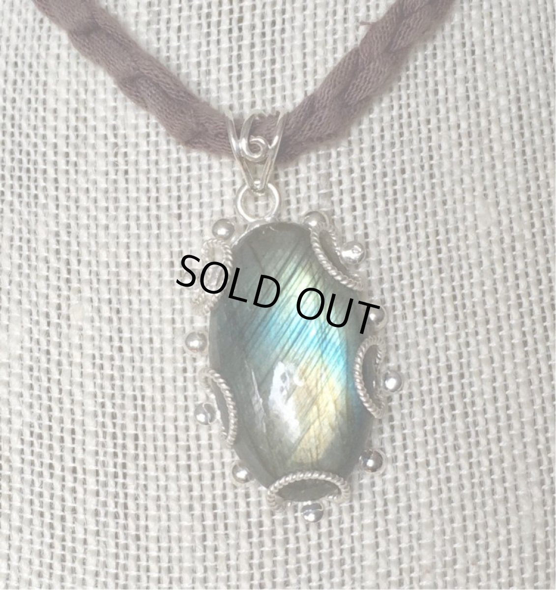 画像14: 1点物★神秘的ブルー・グリーン・ゴールド　上質大ぶりラブラドライト ペンダントトップ★天然石パワーストーン　アクセサリー (14)