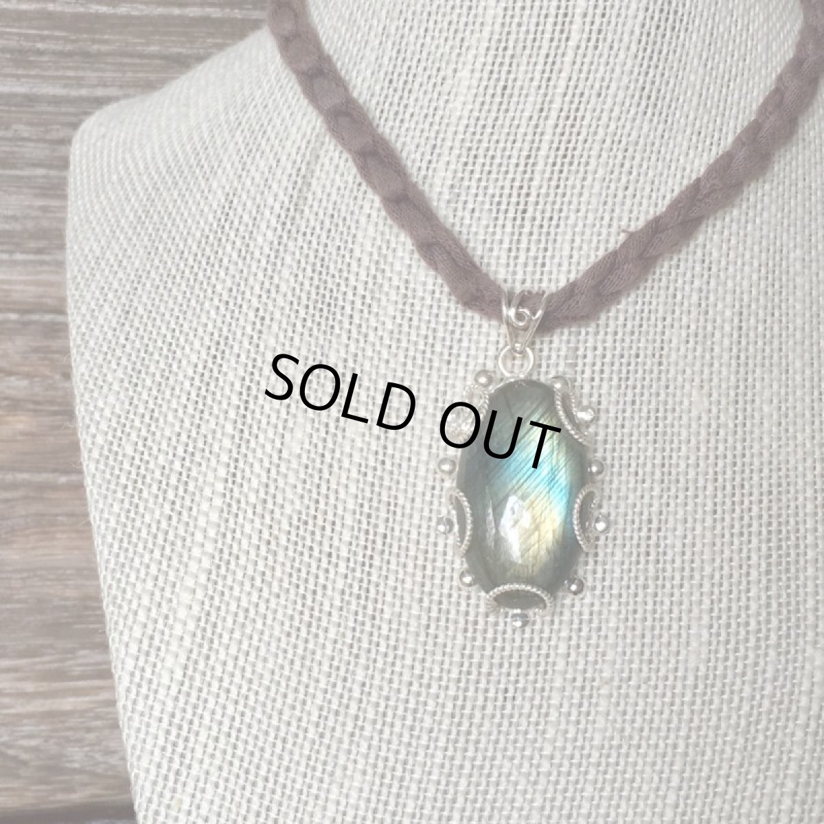 画像15: 1点物★神秘的ブルー・グリーン・ゴールド　上質大ぶりラブラドライト ペンダントトップ★天然石パワーストーン　アクセサリー (15)