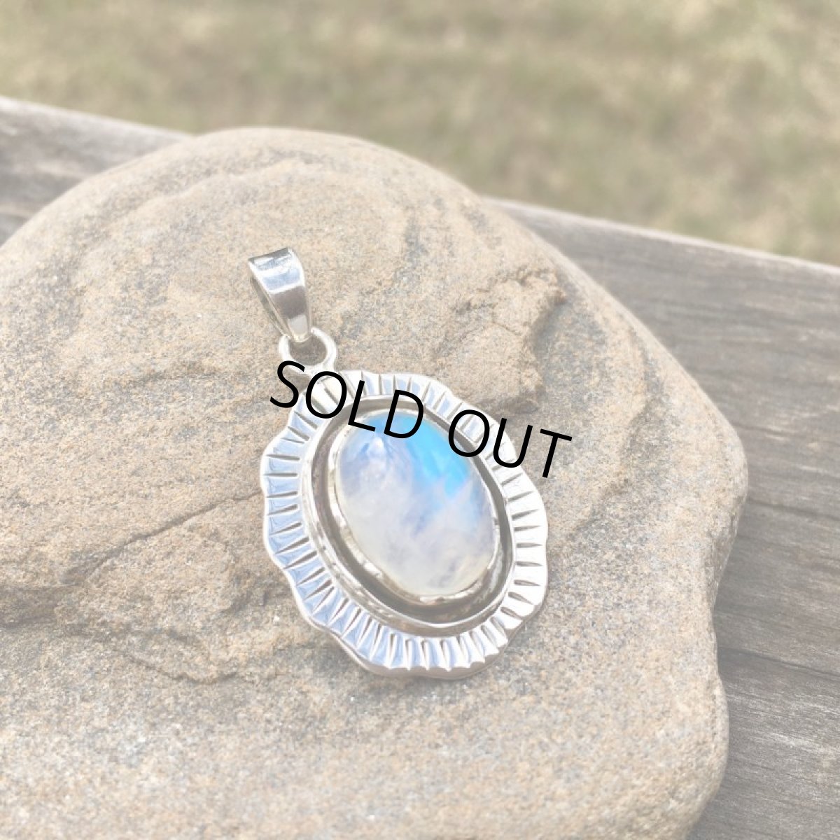 画像11: 1点物　高品質ブルームーンストーン　ペンダントトップ★天然石パワーストーン (11)