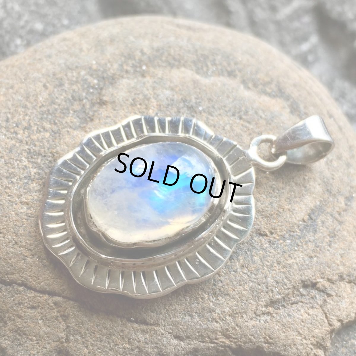 画像16: 1点物　高品質ブルームーンストーン　ペンダントトップ★天然石パワーストーン (16)