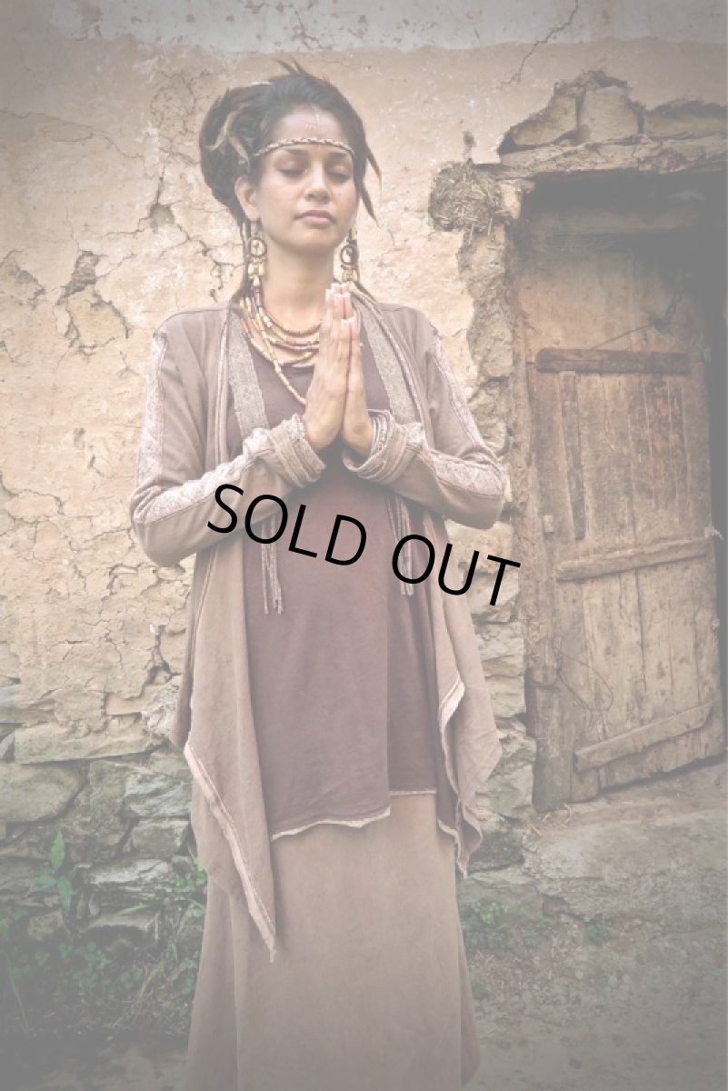 画像10: 再入荷♪ 草木染め♪ 柔らかオーガニックヘンプコットン カーディガン 長袖　羽織り★バイキングアート装飾模様が個性的★ナチュラルジプシー トライバル　エコ スローファッション 無農薬 (10)